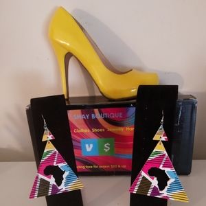Shoe game yellow